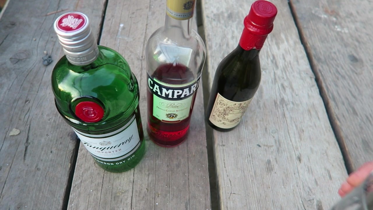 Tanqueray gin, Campari and Carpano Antica Formula vermouth ready for the Negroni.