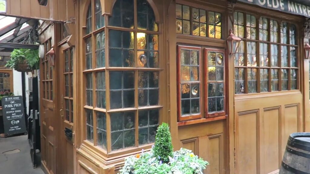 The glazed timber exterior of Ye Olde Mitre in Ely Court, Hatton Garden