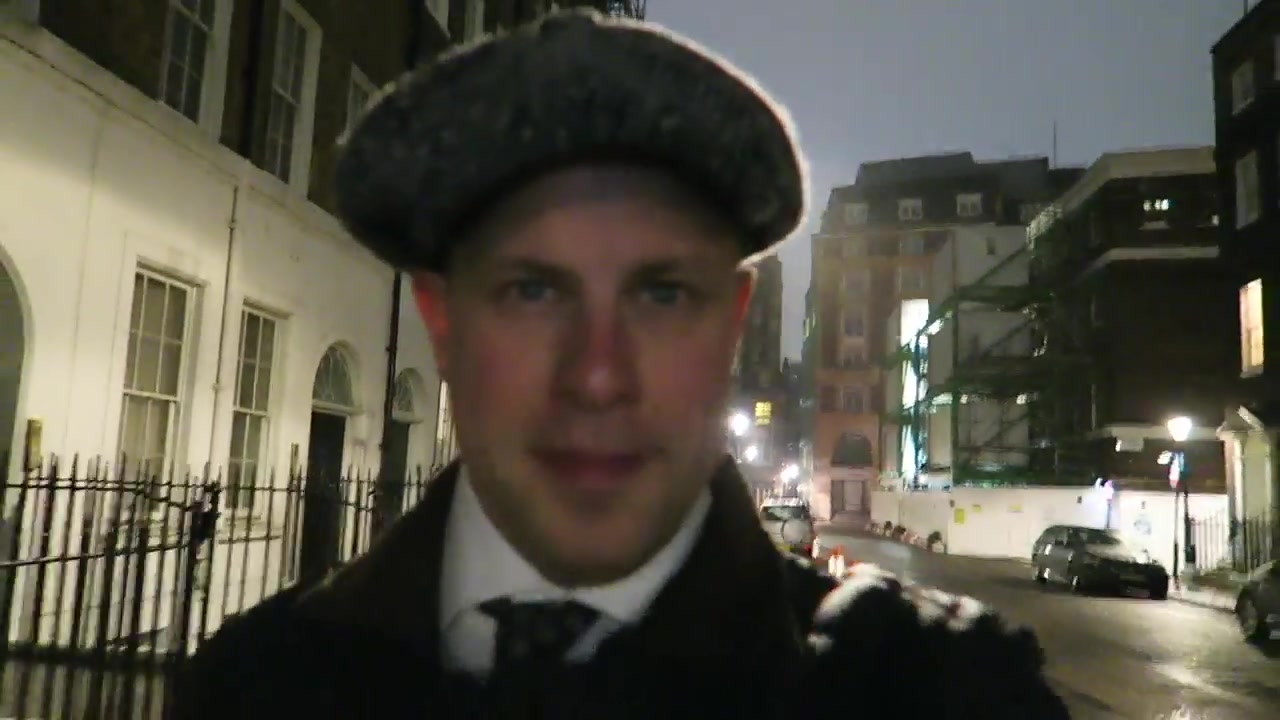 Barry Roberts beginning an evening Christmas walk through central London in December 2016
