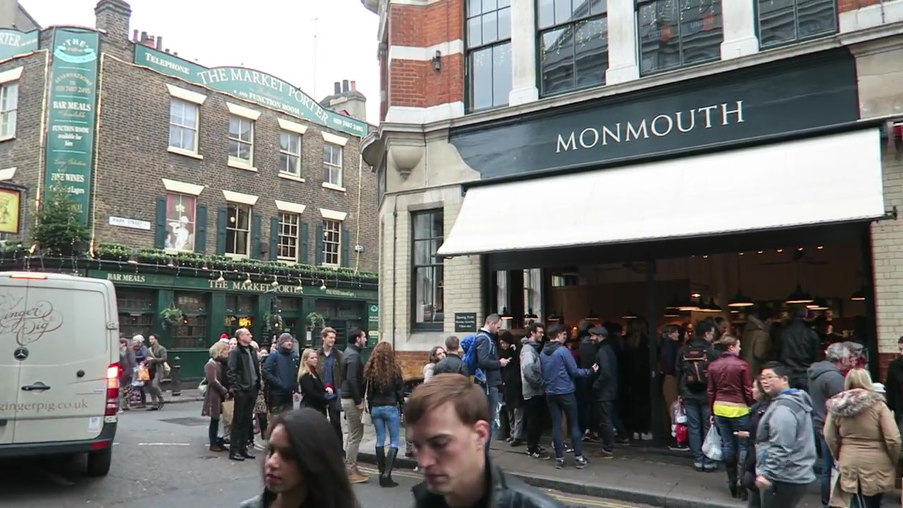 Crowds outside Monmouth Coffee at Borough Market in London in 2017