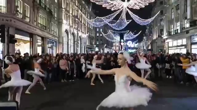 A ballet performance beneath Regent Street’s Christmas lights.