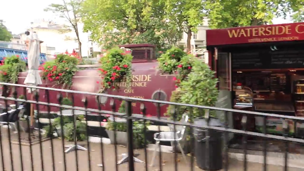 The Waterside Café beside the canal at Little Venice.