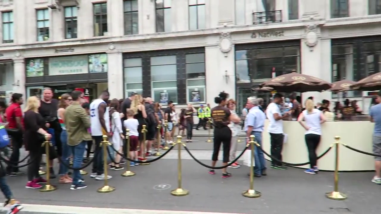 Visitors queuing at the Magnum Regent Street dipping station