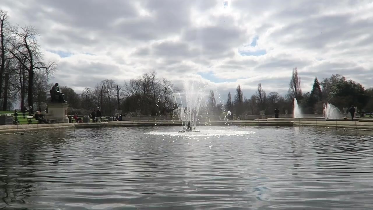 The fountains and water at the Italian Gardens during the 2015 spring walk.