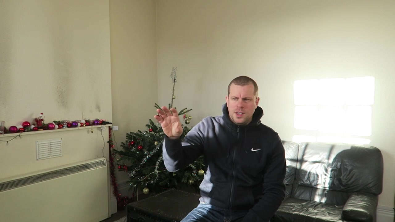 Robert reflecting on filming and editing Vlogmas during his New Year 2016 update.